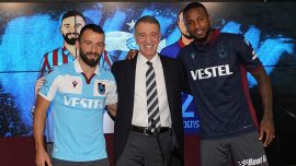 Trabzonspor'da gecikmeli imza töreni