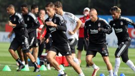 Beşiktaş'ta üç oyuncu 11'e dönüyor