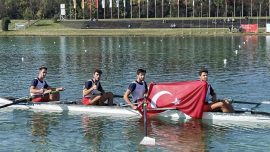 Genç milli kürekçiler Avrupa'nın zirvesine çıktı