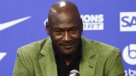 Michael Jordan'ın ayakkabıları 1.47 milyon dolara satıldı