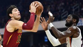 Cedi Osman'ın 23 sayısı Suns'ı durdurmaya yetmedi