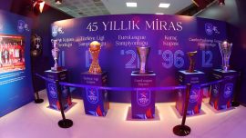 Anadolu Efes 45 yıllık mazisini sergiliyor