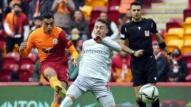 Galatasaray Antalyaspor'u ağırlıyor
