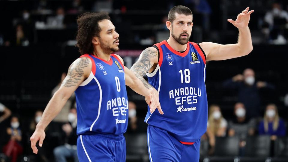 Anadolu Efes Avrupa kupalarında 747. randevu