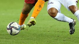 Galatasaray lider Trabzonspor'u ağırlayacak