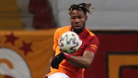 Galatasaray'da Christian Luyindama ile yollar ayrılıyor
