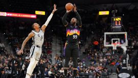 NBA'de Suns, Clippers'ı yenerek zirveye yerleşti