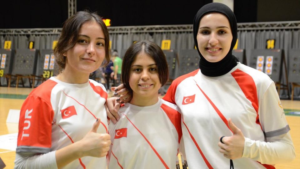 21 Yaş Altı Makaralı Yay Kadın Milli Takımı altın madalya kazandı