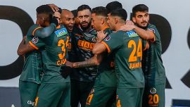 Alanyaspor'dan şampiyonlara çelme