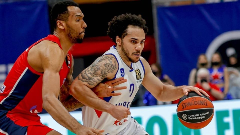 Anadolu Efes, CSKA Moskova’yı uzatmada yıktı