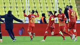 Kayserispor Fenerbahçe'yi 90+4'te eledi