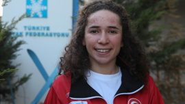 Milli sporcu Ayşenur Duman: Genç kayakçılara örnek olmak istiyorum
