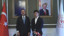 Bakan Kasapoğlu Cem Bölükbaşı'nı kabul etti
