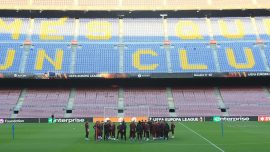 Galatasaray 20 yıl sonra Nou Camp Stadı'na çıktı