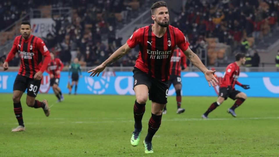 Milan Napoli’yi tek golle geçti