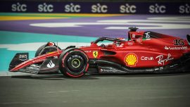 F1 Avustralya'da pole pozisyonu Leclerc'in