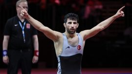 Milli güreşçi Murat Fırat'ın gözü dünya şampiyonluğunda