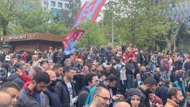 Trabzonspor taraftarları toplanmaya başladı