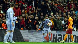 UEFA'dan Galatasaray'a kısmi tribün kapatma cezası