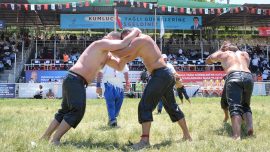 23. Kumluca Yağlı Güreşleri başladı