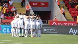 9 kişi kalan Beşiktaş Göztepe'yi mağlup etti