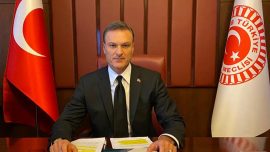 Alpay Özalan: Trabzonspor hak ettiği şampiyonluğa ulaştı