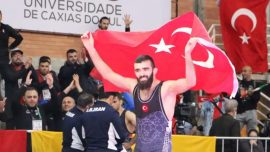 Milli güreşçi Mehmet Ali Yiğit altın madalya kazandı