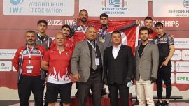 Milli halterci Kaan Kahriman'dan altın madalya