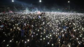 Trabzonspor'un şampiyonluk coşkusu: Binlerce taraftar Yenikapı'ya akın etti