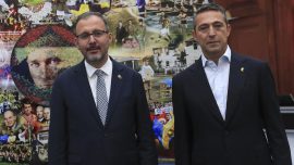 Bakan Kasapoğlu'ndan Ali Koç'a tebrik