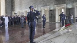 Dursun Özbek ve yönetim kurulu Anıtkabir'i ziyaret etti