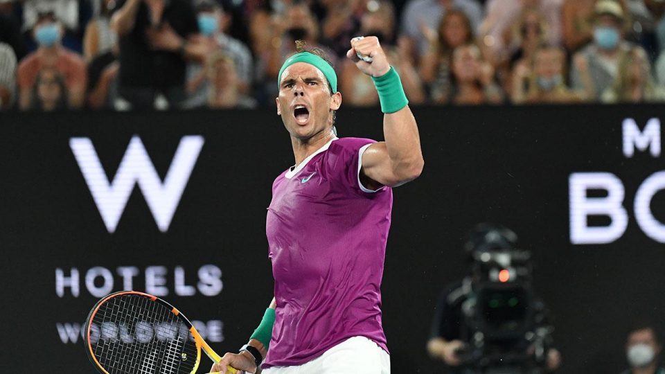 Nadal Paris’te yarı finalde
