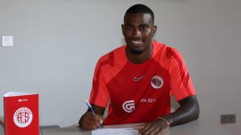 Antalyaspor Haji Wright'ı renklerine bağladı