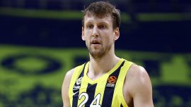 Barcelona Jan Vesely ile sözleşme imzaladı