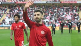 Doğukan Sinik'ten Antalyaspor'a duygusal veda