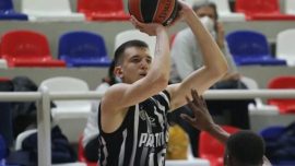 Efe Tahmaz Beşiktaş'ta