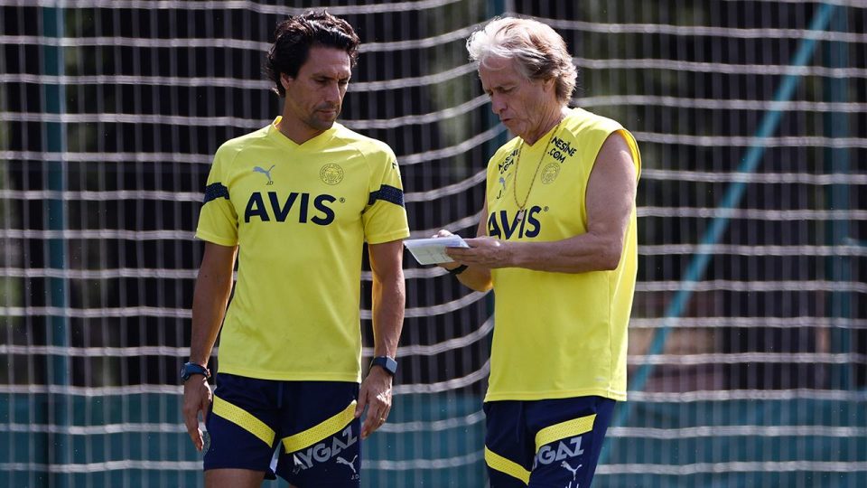 Fenerbahçe’nin Konyaspor maçı kamp kadrosu belli oldu