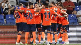 Medipol Başakşehir, UEFA Konferans Ligi'nde Antwerp deplasmanında