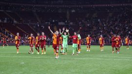 Galatasaray'da Okan Buruk'un eli güçlendi