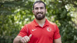 Milli güreşçi başarılarını dünya şampiyonluğuyla taçlandırmak istiyor