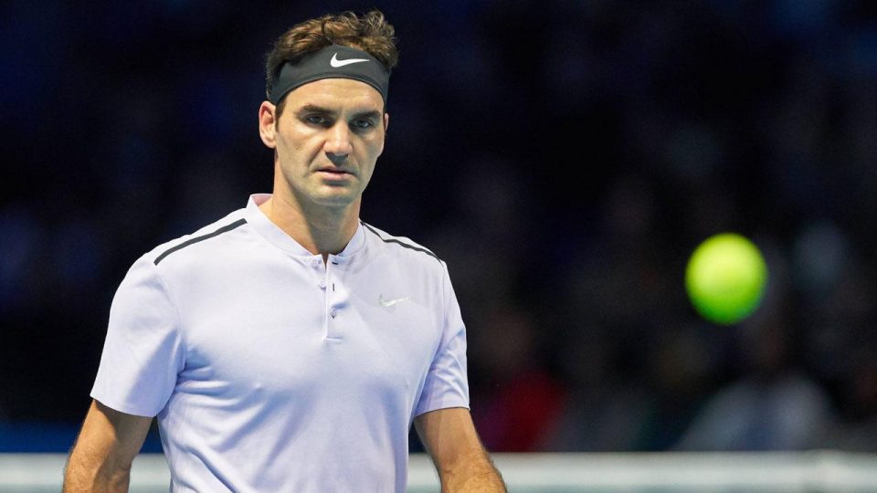 Roger Federer kortlara veda ediyor