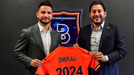 Başakşehir Ömer Ali Şahiner'in sözleşmesi yenilendi