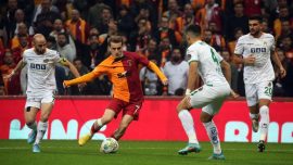 Galatasaray'da puan kayıpları sürüyor