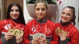 Genç milli haltercilerden 6'sı altın 9 madalya