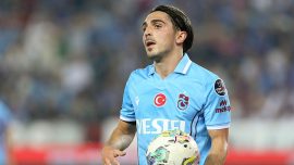 Trabzonspor'da Abdülkadir Ömür sakatlandı
