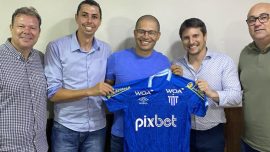 Alex de Souza, Avai'nin teknik direktörü oldu