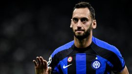 Hakan Çalhanoğlu'nun gol attığı maçta Inter, Bologna'yı 6-1 yendi