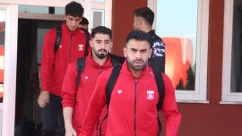 Sivasspor Slavia Prag maçı için Çekya'ya gitti