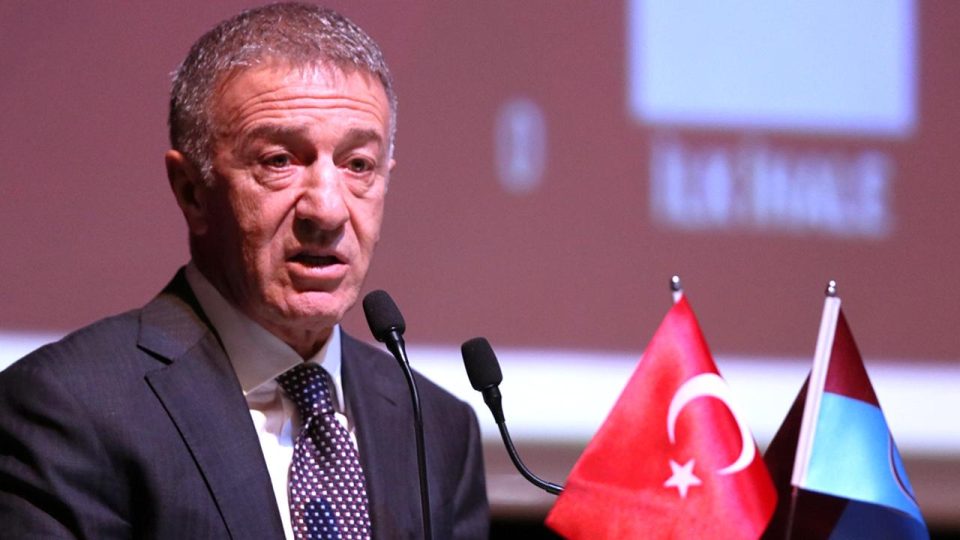 Ahmet Ağaoğlu: Tüm branşlarda başarı için mücadele edeceğiz