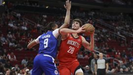 Alperen "double double" yaptı Rockets kazandı